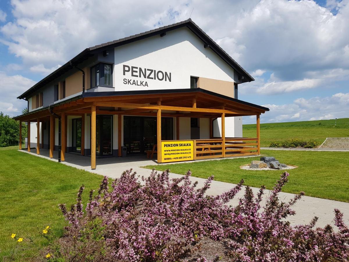 Penzion Skalka Skalka  ภายนอก รูปภาพ